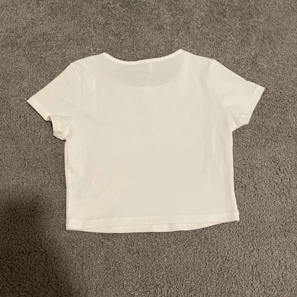 New without tags. Princess Polly dragon tee size 6 - Picture 2 of 2